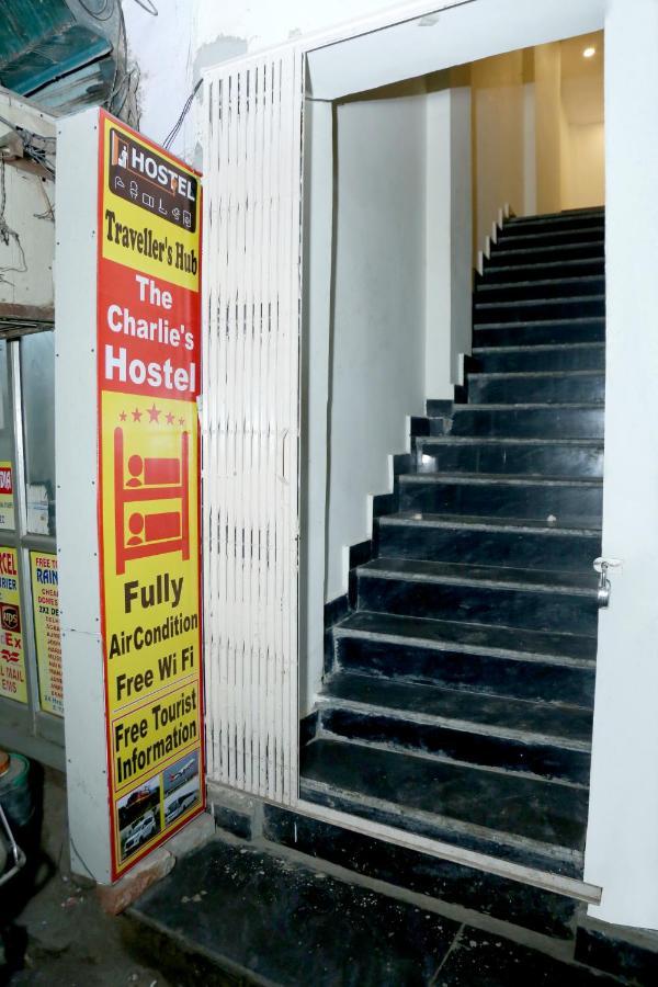 The Charlie'S Hostel นิวเดลี ภายนอก รูปภาพ